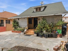 201 W 50th, Los Angeles CA 90037