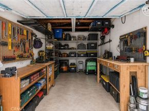 201 W 50th, Los Angeles CA 90037