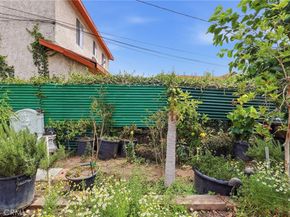 201 W 50th, Los Angeles CA 90037