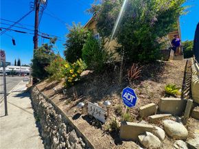 5354 De Roja, Woodland Hills CA 91364