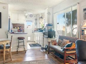 5354 De Roja, Woodland Hills CA 91364