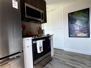 191 Kennebec 403, Long Beach CA 90803