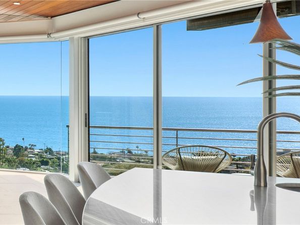 856 Diamond, Laguna Beach CA 92651