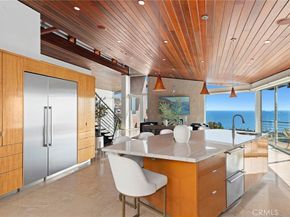 856 Diamond, Laguna Beach CA 92651