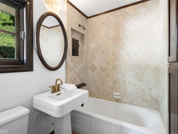 31971 Coast Hwy, Laguna Beach CA 92651