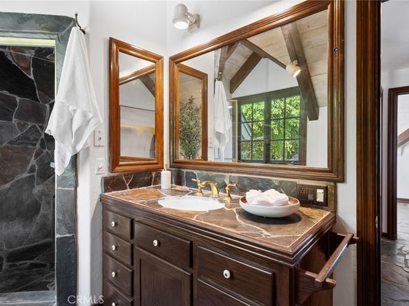 31971 Coast Hwy, Laguna Beach CA 92651