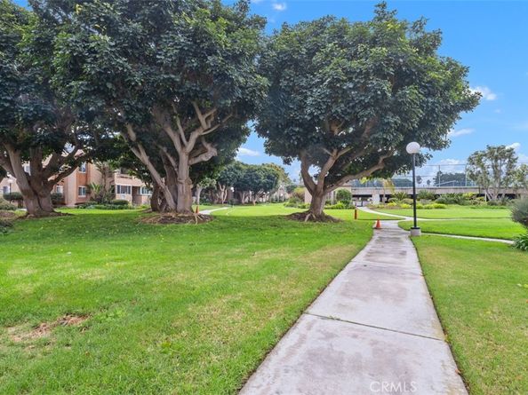 17086 Bluewater Lane 127, Huntington Beach CA 92649