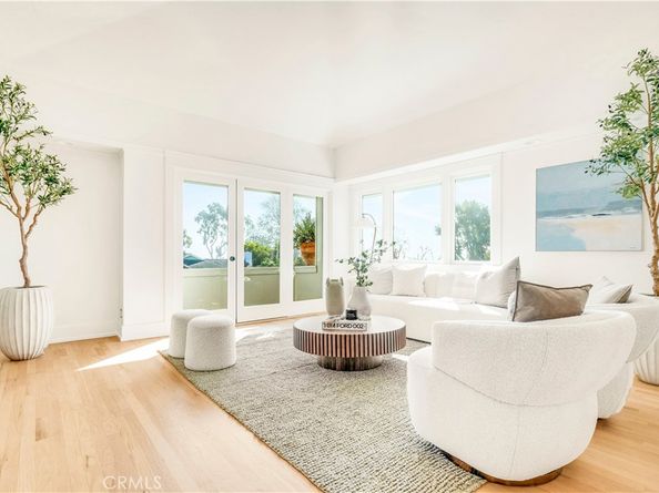 432 Holly Street, Laguna Beach CA 92651