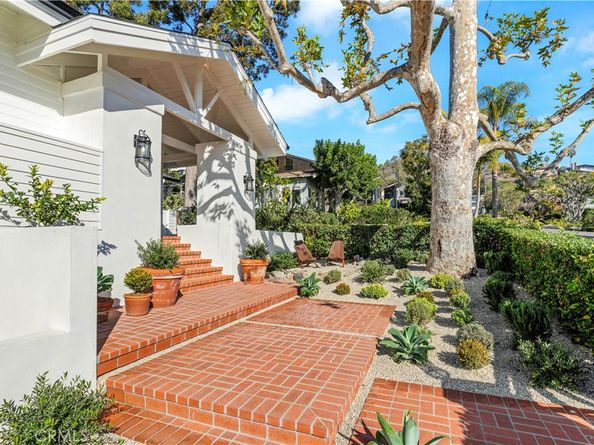 432 Holly Street, Laguna Beach CA 92651