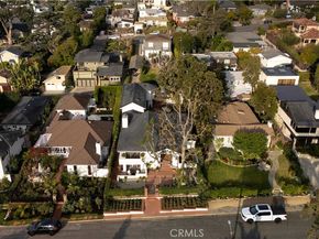 432 Holly Street, Laguna Beach CA 92651
