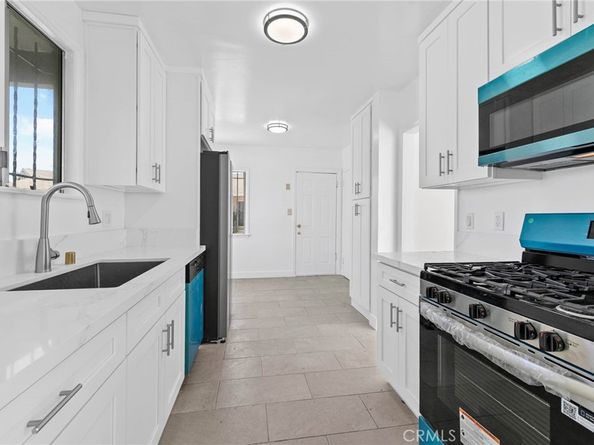 15834 S Visalia Avenue, Compton CA 90220