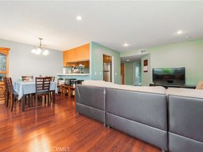 7 Town And Country, Pomona CA 91766