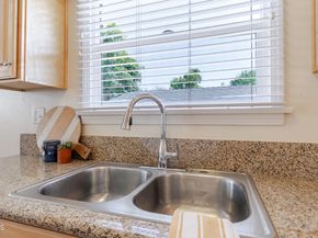 1500 E Topeka Street, Pasadena CA 91104