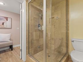 395 S Oakland Avenue 104, Pasadena CA 91101