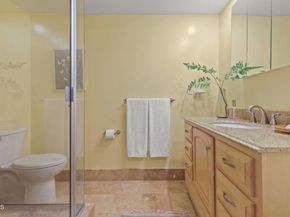 395 S Oakland Avenue 104, Pasadena CA 91101