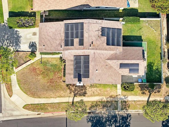 16952 Roa Drive, Carson CA 90746