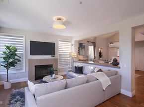 925 Calle Del Pacifico, Glendale CA 91208