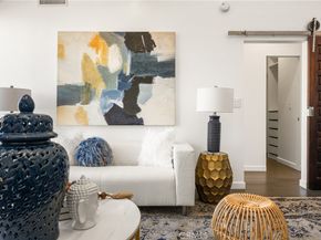 660 N Sweetzer Avenue 302, West Hollywood CA 90048