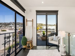 660 N Sweetzer Avenue 302, West Hollywood CA 90048