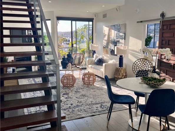 660 N Sweetzer Avenue 302, West Hollywood CA 90048