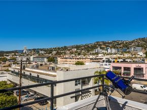 660 N Sweetzer Avenue 302, West Hollywood CA 90048