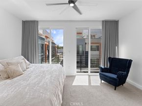 206 Alamo Court, Long Beach CA 90802