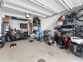 206 Alamo Court, Long Beach CA 90802