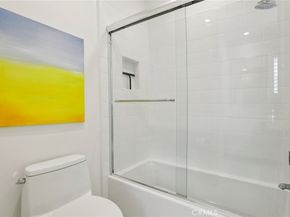 103 Villa Ridge, Irvine CA 92602