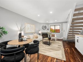2061 Chatsworth 5, San Diego CA 92107