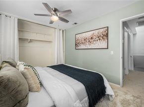 2061 Chatsworth 5, San Diego CA 92107