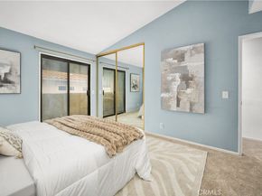 2061 Chatsworth 5, San Diego CA 92107