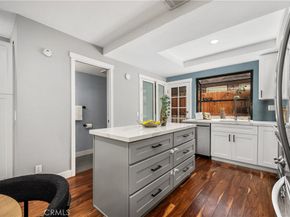 2061 Chatsworth 5, San Diego CA 92107