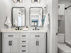 2061 Chatsworth 5, San Diego CA 92107