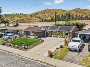 2239 Farringdon, Pomona CA 91768
