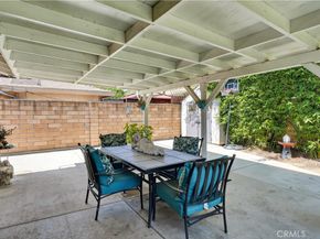 2239 Farringdon, Pomona CA 91768