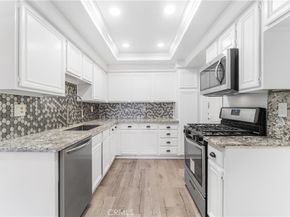 631 S Kenmore 406, Los Angeles CA 90005