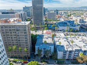 631 S Kenmore 406, Los Angeles CA 90005