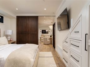 302 3rd, Huntington Beach CA 92648