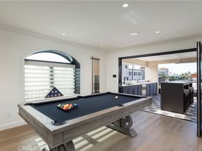 302 3rd, Huntington Beach CA 92648