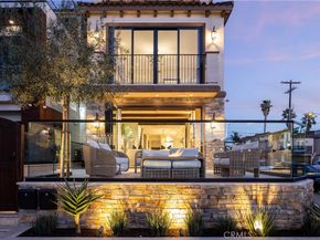 302 3rd, Huntington Beach CA 92648