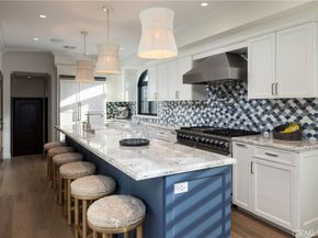 302 3rd, Huntington Beach CA 92648