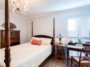 5201 Marina Pacifica S, Long Beach CA 90803