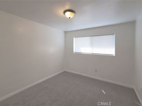 2020 W 23 Street 17, Long Beach CA 90810