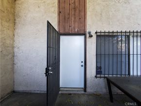 2020 W 23 Street 17, Long Beach CA 90810
