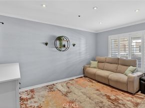 12141 Centralia 309, Lakewood CA 90715