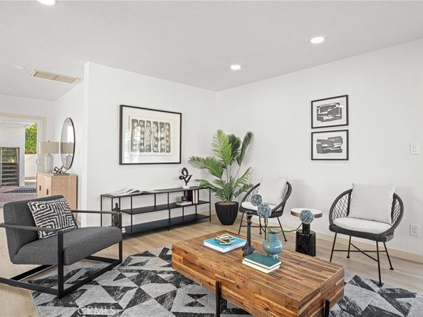 4703 Snowden, Lakewood CA 90713