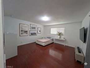 701 N Sunset Street, Santa Ana CA 92703