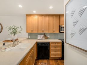9233 Marina Pacifica N, Long Beach CA 90803