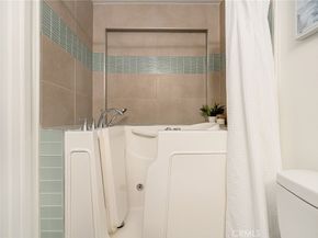 9233 Marina Pacifica N, Long Beach CA 90803