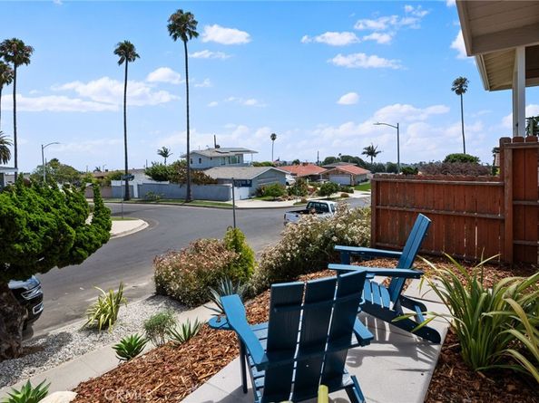 1719 Pescadores Avenue, San Pedro CA 90732